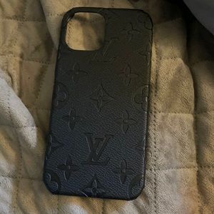 iPhone 12 Pro Max LV CASE